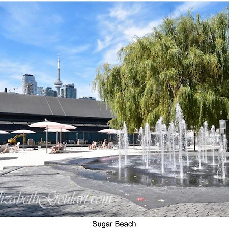 Three-Bedroom Condo With Free Parking Nearby Cn Tower With Lake View Toronto Eksteriør billede